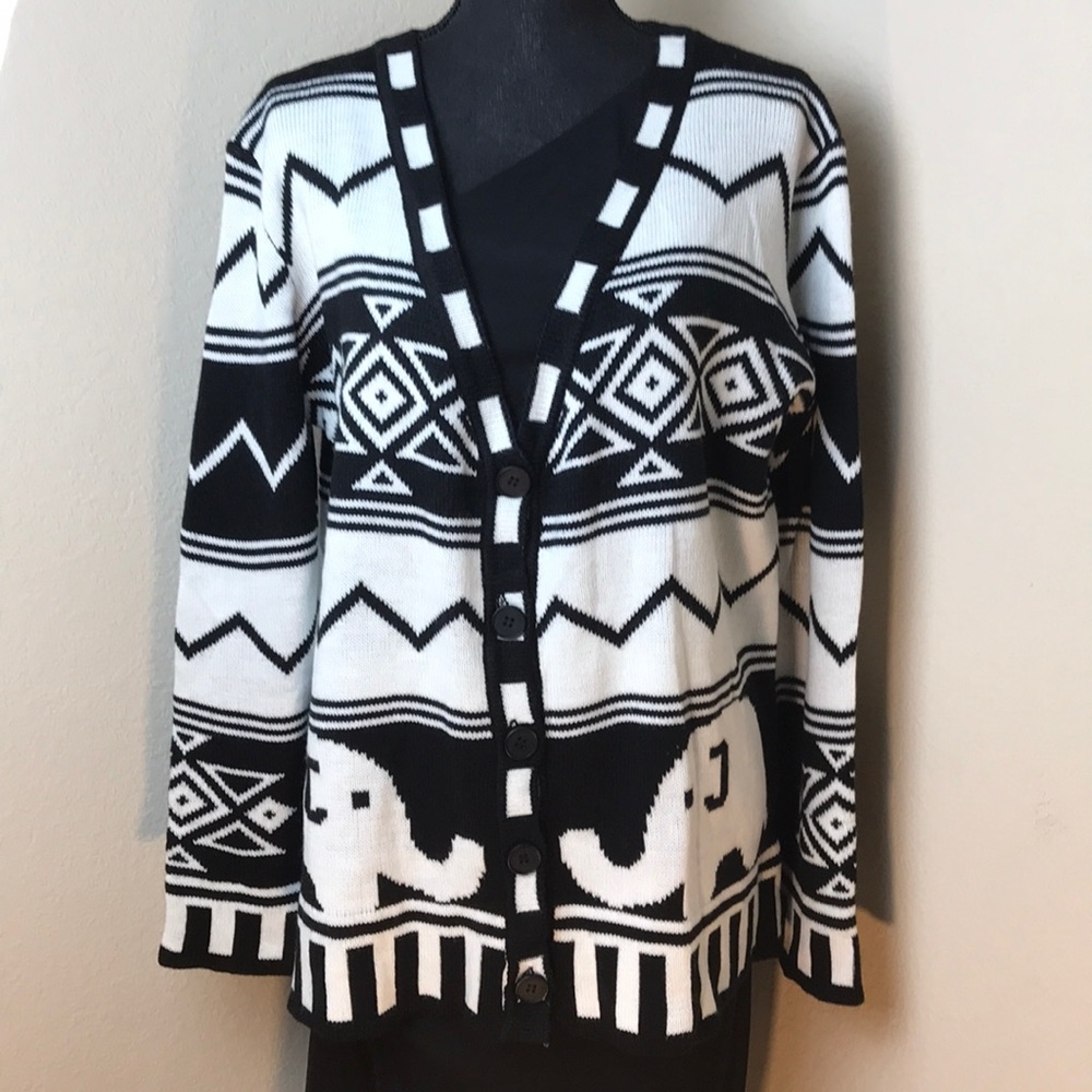 Depri Black and White Statement Sweater Size Large